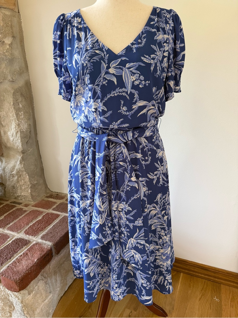 Talbots Navy and White Floral V-Neck Midi Dress with Tie Waist